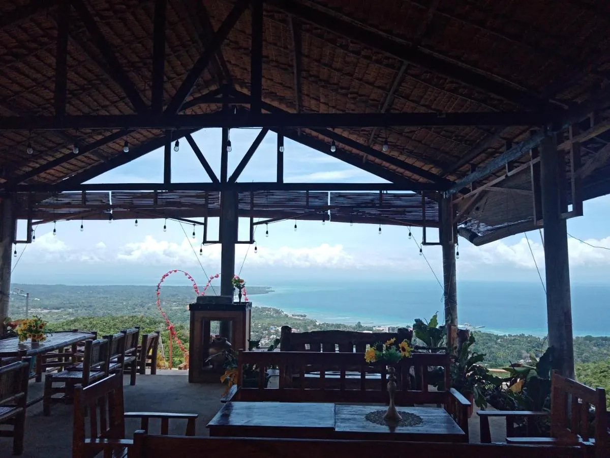 The open-air dining hall